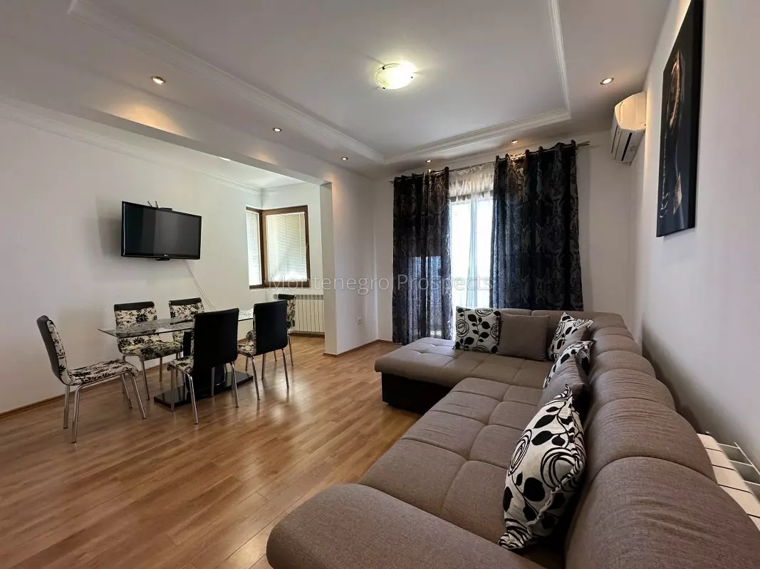 Prodaja stana 10477 5