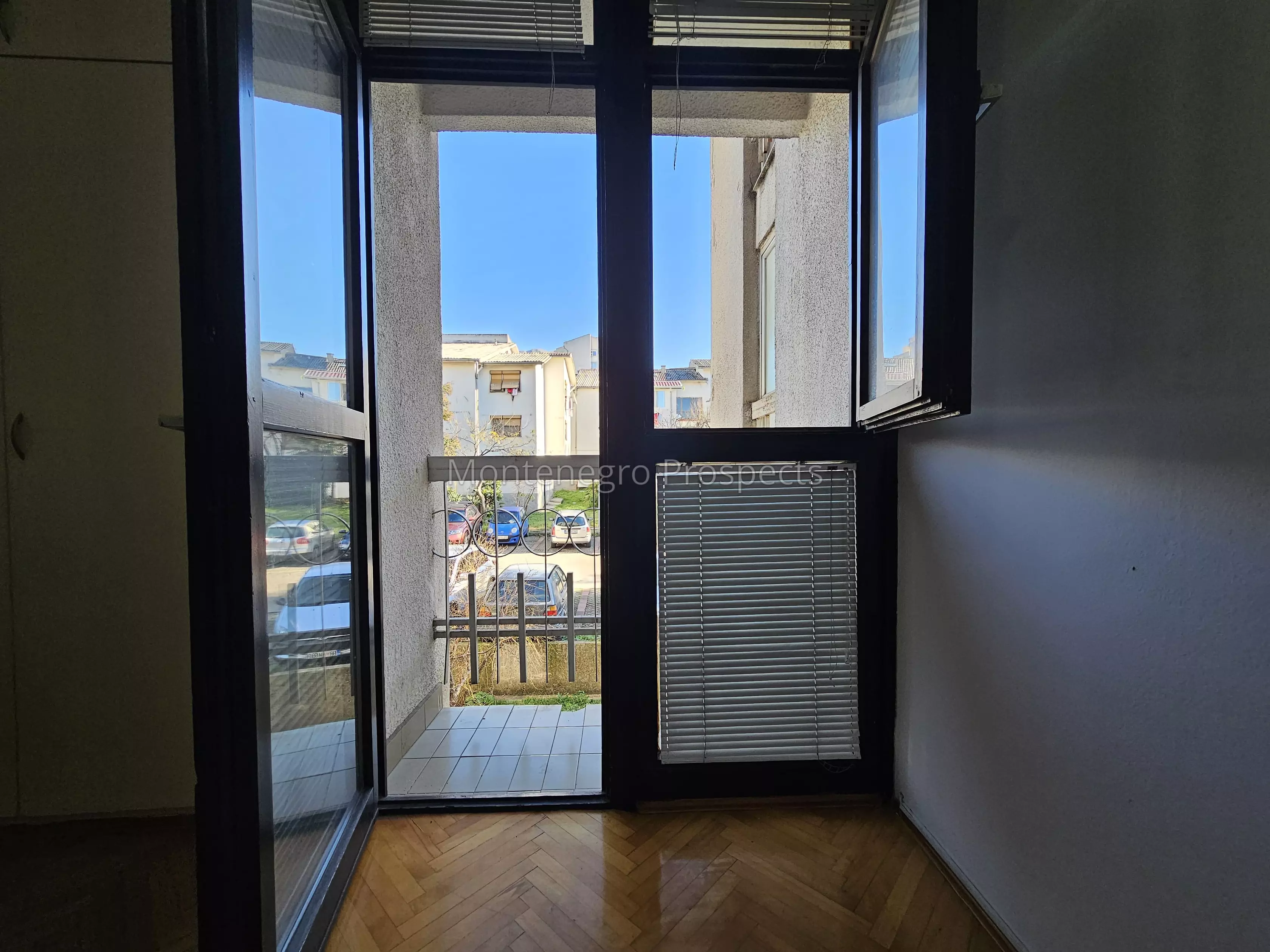 94227 bar centar 5