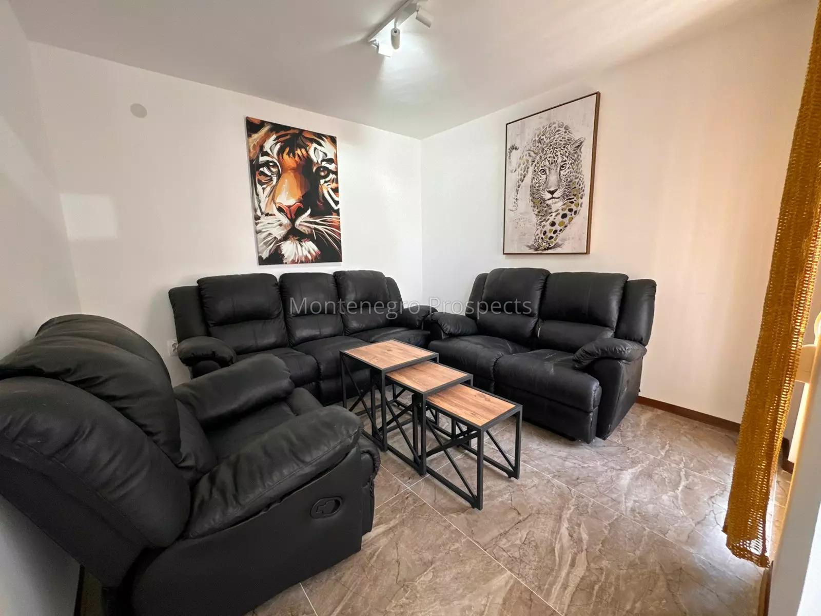 J10221 11