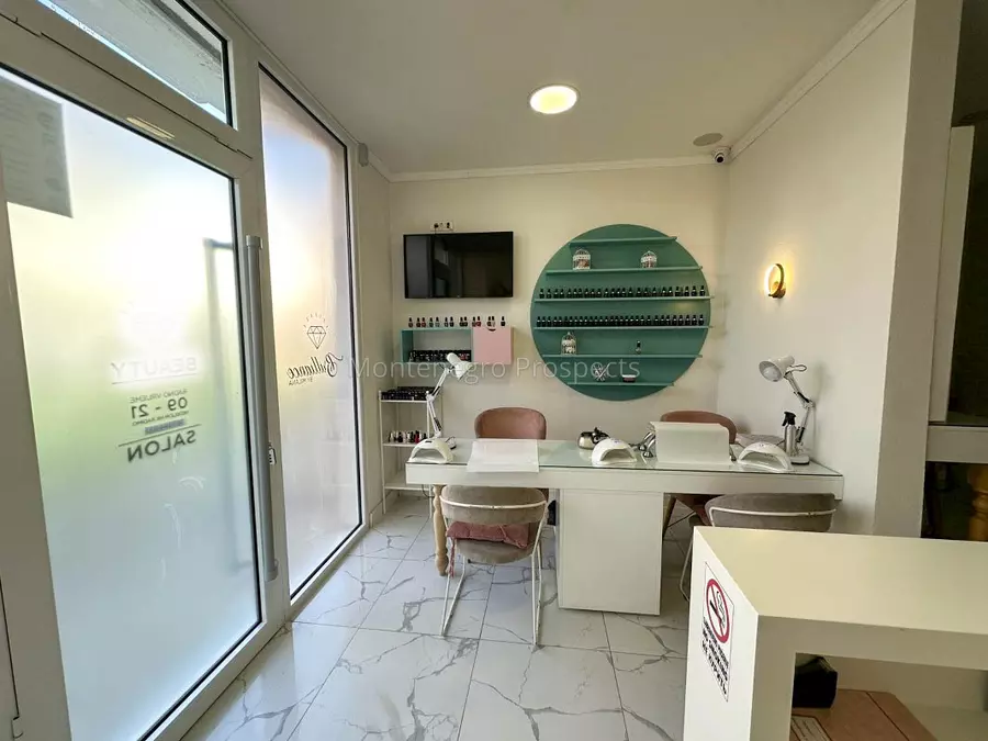77054 salon beuty 18 1067x800